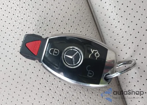 2017 Mercedes-Benz C 300 4Matic из США, поврежденный, VIN WDDWF4KB8HR217503